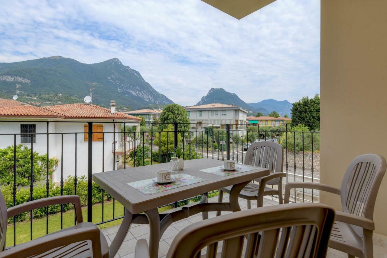 Corte Fasanella - Apartment Lilla Toscolano Maderno Buitenkant foto